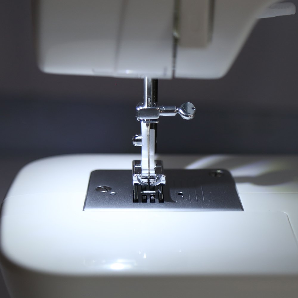 MAQUINA DE COSER SINGER STAR